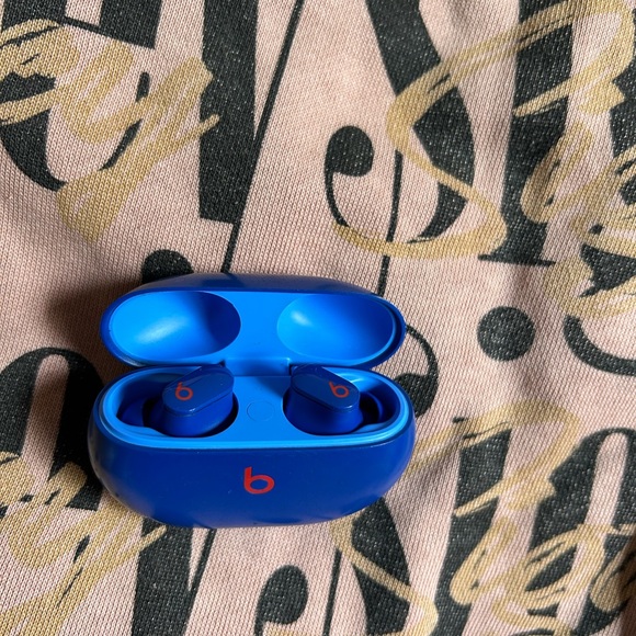 STUDIO BEATS AIRPODS - Picture 7 of 7